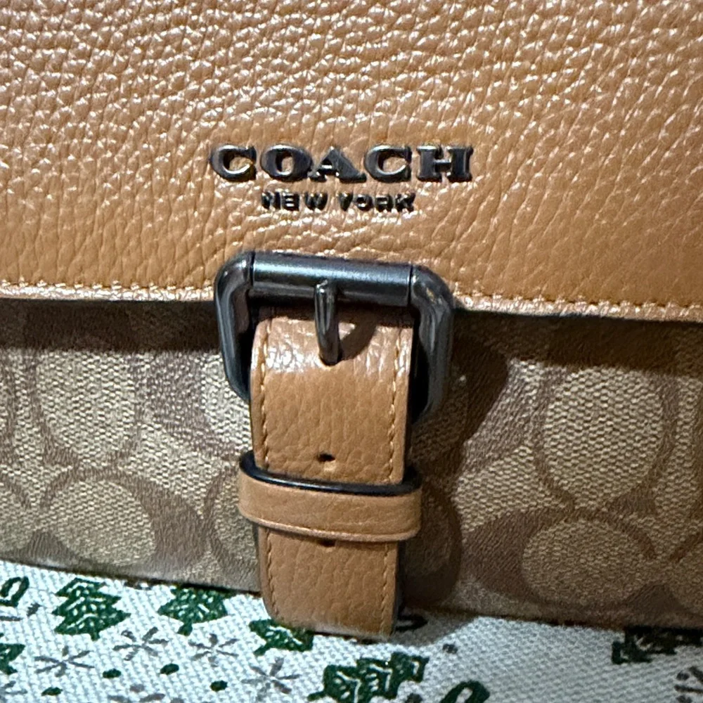 Coach Hudson crossbody in Color block New WO Tags includes pencil case - Picture 2 of 5